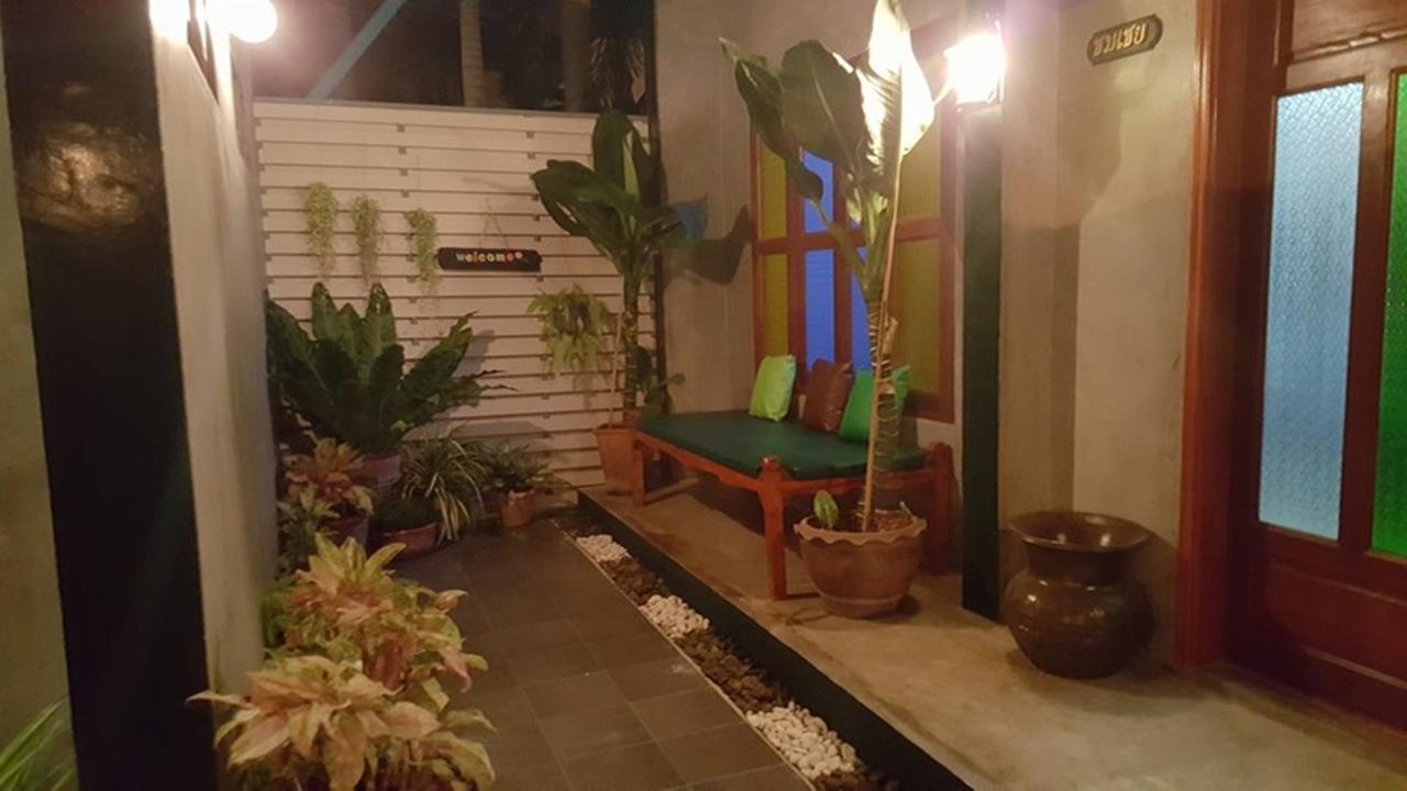 Pk Hostel Phra Nakhon Si Ayutthaya Exterior photo